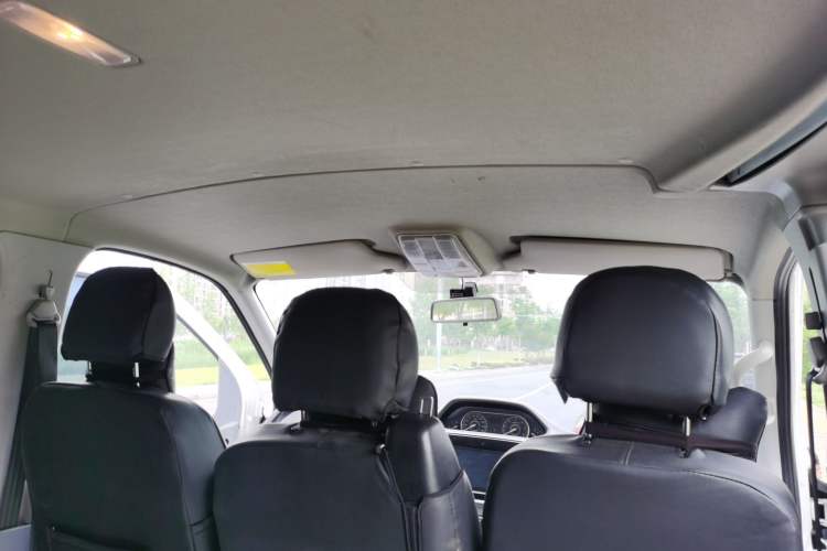 Used SAIC MAXUS Xintu V80  Headliner