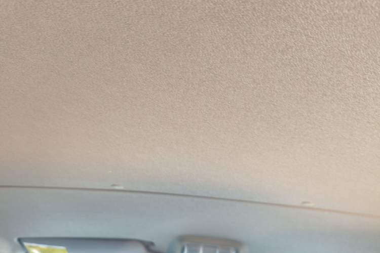 Used SAIC MAXUS Xintu V80 2023 2.0T AMT Classic Aoyuntong Long Wheelbase Ultra-Low Roof with 6/7/8/9 Seats Headliner
