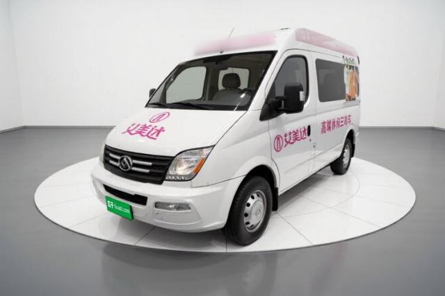 Used SAIC MAXUS Xintu V80 2023 2.0T Manual Classic Aoyuntong Short Wheelbase Mid-Roof 5/6-Seater