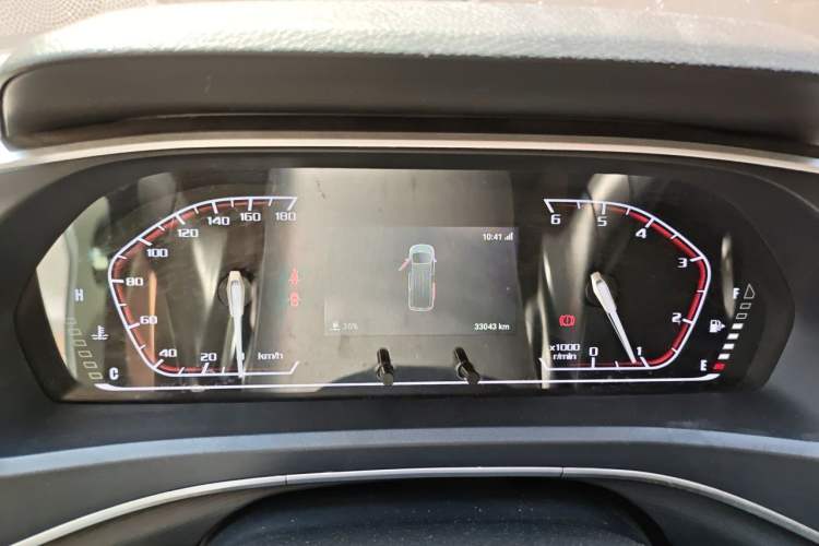 Used SAIC MAXUS Xintu V80 2023 2.0T Manual Classic Aoyuntong Long Wheelbase Mid-Height 6/7/8/9-Seater Instrument Cluster