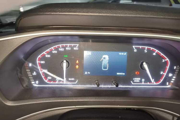 Used SAIC MAXUS Xintu V80  Instrument Cluster
