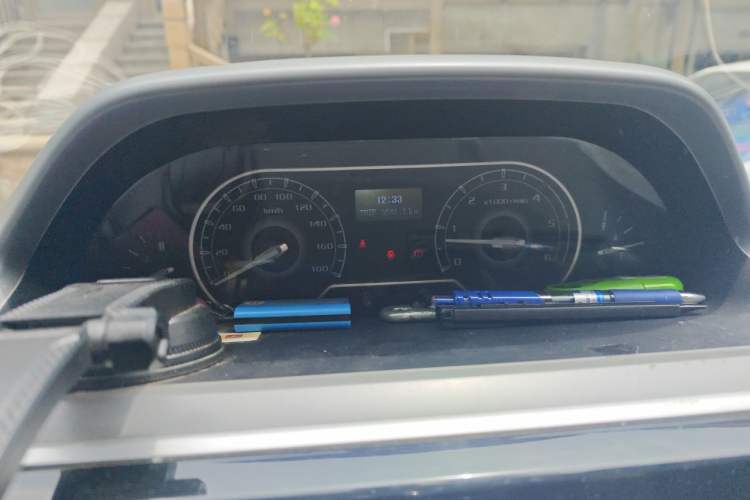 Used SAIC MAXUS Xintu V80  Instrument Cluster