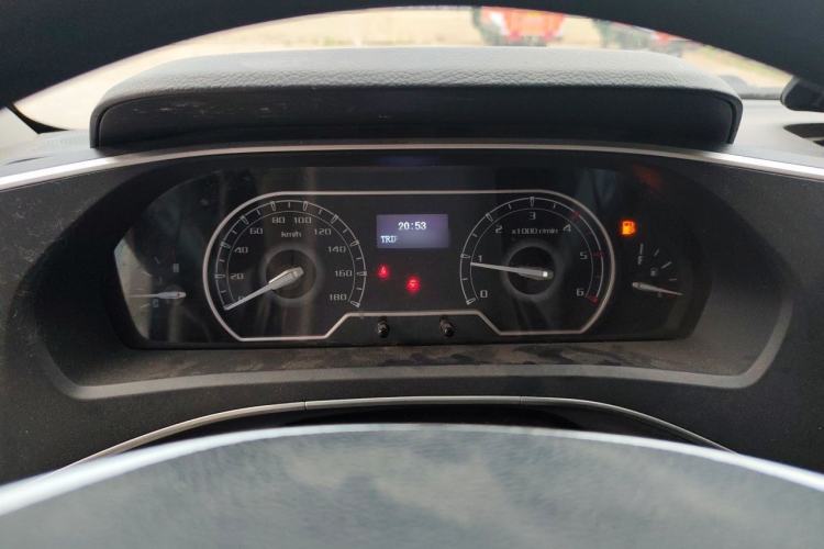 Used SAIC MAXUS Xintu V80 2023 2.0T Manual Classic Aoyuntong Long Wheelbase Mid-Height 6/7/8/9-Seater Instrument Cluster