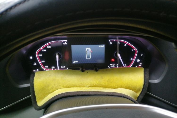 Used SAIC MAXUS Xintu V80 2023 2.0T Manual Classic Aoyuntong Short Wheelbase Ultra-Low Roof 5/6-Seater Instrument Cluster