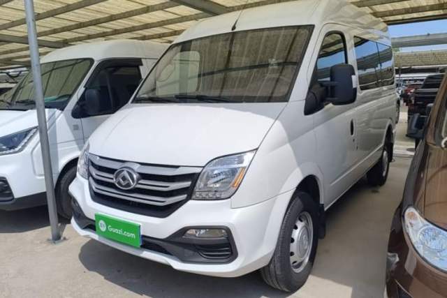 Used SAIC MAXUS Xintu V80 2023 2.0T AMT Classic Aoyuntong Short Wheelbase Mid-Roof 5/6-Seater