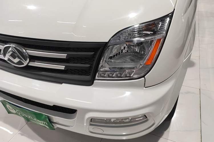 Used SAIC MAXUS Xintu V80 2023 2.0T AMT Classic Aoyuntong Short Wheelbase Mid-Roof 5/6-Seater Left Front Headlight