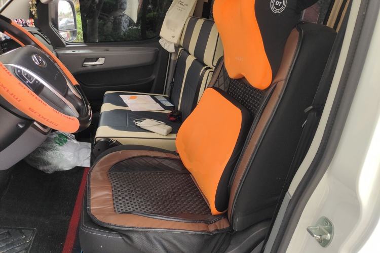 Used SAIC MAXUS Xintu V80  Left Front Seat