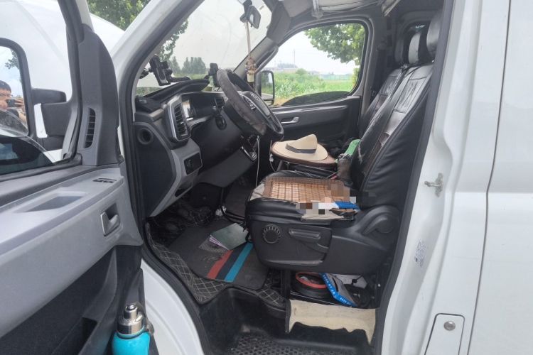 Used SAIC MAXUS Xintu V80  Left Rear Seat