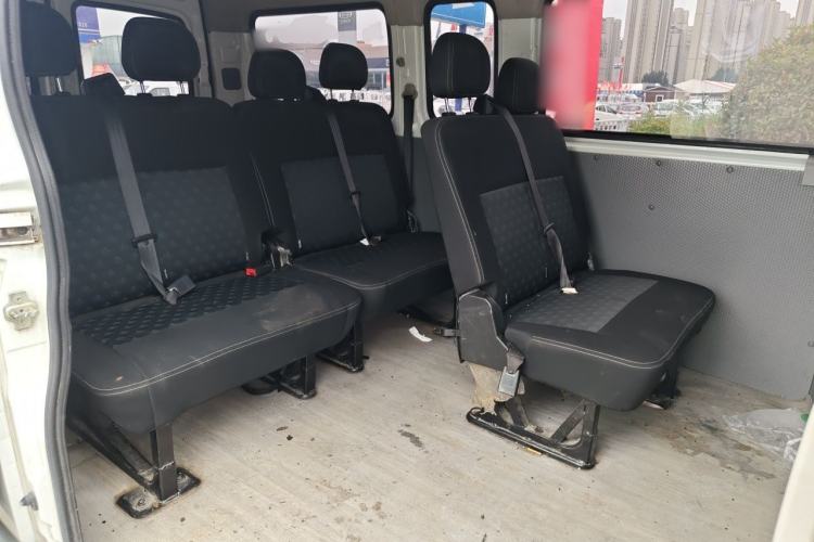 Used SAIC MAXUS Xintu V80 2023 2.0T Manual Classic Aoyuntong Long Wheelbase Mid-Height 6/7/8/9-Seater Left Rear Seat