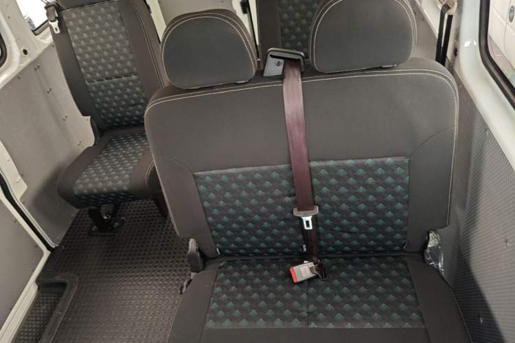 Used SAIC MAXUS Xintu V80 2023 2.0T AMT Classic Aoyuntong Long Wheelbase Mid-Height 6/7/8/9-Seater Left Rear Seat