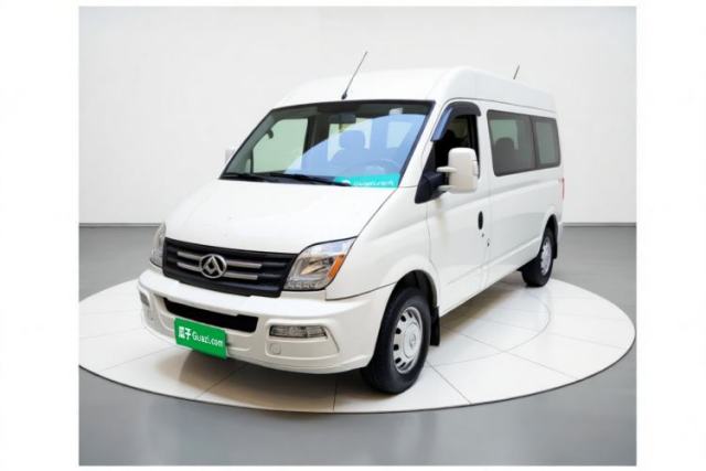 Ojetý SAIC MAXUS Xintu V80 2023 2.0T Manual Classic Aoyuntong Long Wheelbase Mid-Height 6/7/8/9-Seater