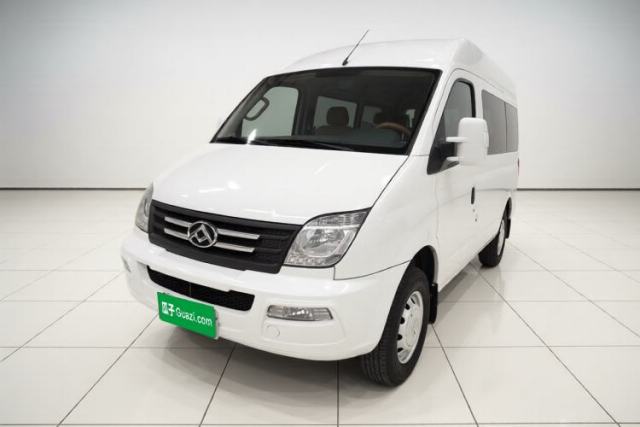 Used SAIC MAXUS Xintu V80 2023 2.0T Manual Classic Aoyuntong Power Version Short Wheelbase Mid-Height 5/6-Seater