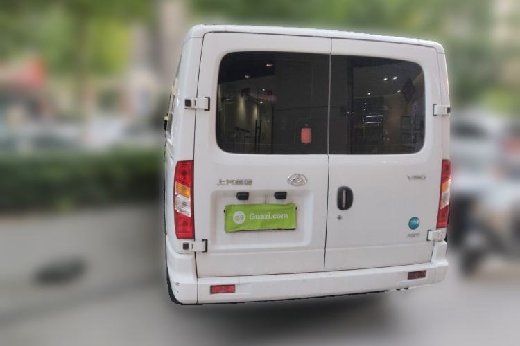 Used SAIC MAXUS Xintu V80 2023 2.0T AMT Classic Aoyuntong Long Wheelbase Ultra-Low Roof with 6/7/8/9 Seats Rear