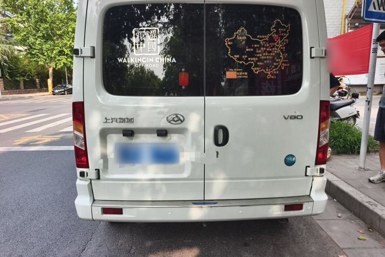 Used SAIC MAXUS Xintu V80 2023 2.0T Manual Classic Aoyuntong Short Wheelbase Mid-Roof 5/6-Seater Rear