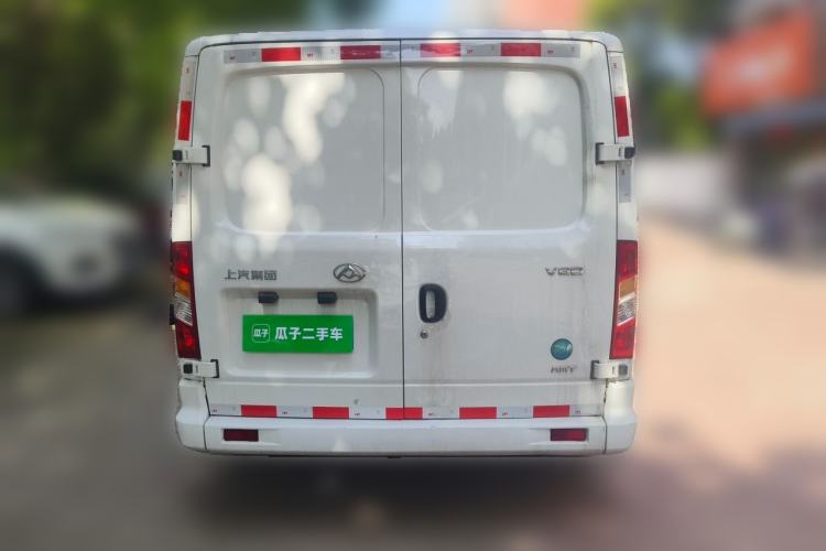 Used SAIC MAXUS Xintu V80 2023 2.0T AMT Classic City Distribution King Short Wheelbase Ultra-Low Roof 3-Seater Rear