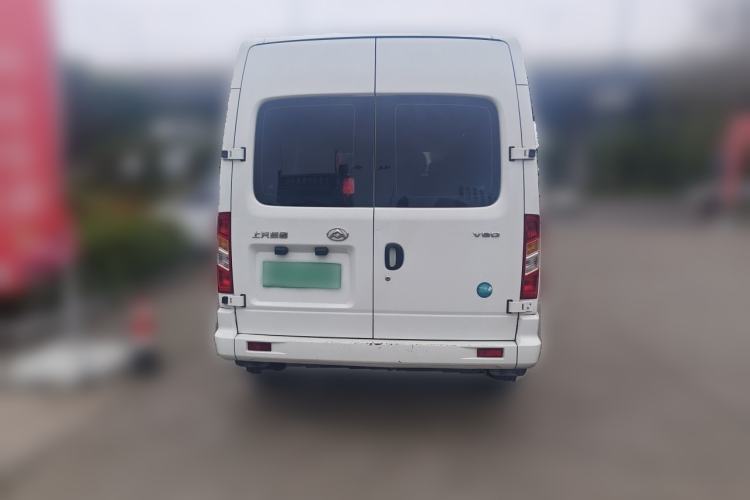 Used SAIC MAXUS Xintu V80 2023 2.0T Manual Classic Aoyuntong Long Wheelbase Mid-Height 6/7/8/9-Seater Rear