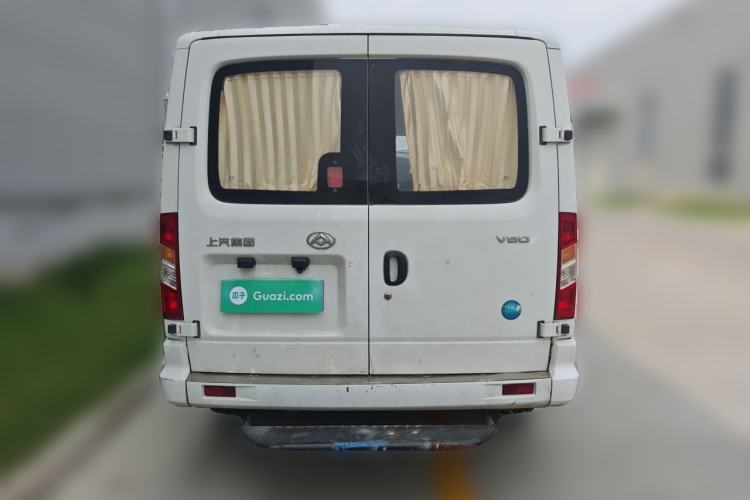 Used SAIC MAXUS Xintu V80 2023 2.0T Manual Classic Aoyuntong Short Wheelbase Ultra-Low Roof 5/6-Seater Rear