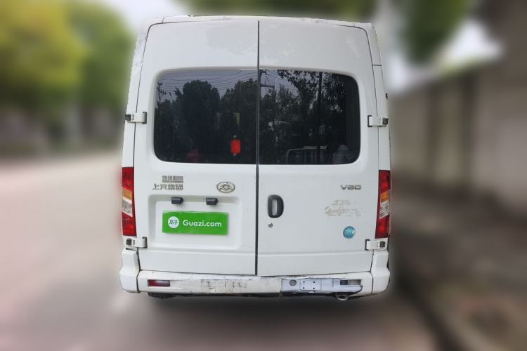 Used SAIC MAXUS Xintu V80 2023 2.0T Manual Classic Aoyuntong Long Wheelbase Mid-Height 6/7/8/9-Seater Rear