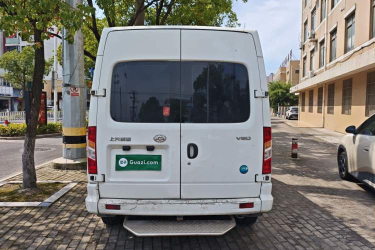 Used SAIC MAXUS Xintu V80 2023 2.0T Manual Classic Aoyuntong Long Wheelbase Mid-Height 6/7/8/9-Seater Rear