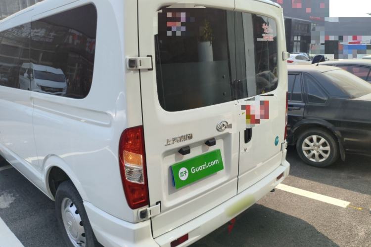 Used SAIC MAXUS Xintu V80 2023 2.0T Manual Classic Aoyuntong Short Wheelbase Ultra-Low Roof 5/6-Seater Rear