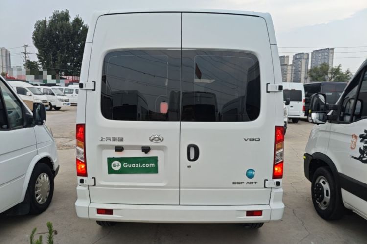 Used SAIC MAXUS Xintu V80 2023 2.0T AMT Classic Aoyuntong Long Wheelbase Mid-Height 6/7/8/9-Seater Rear