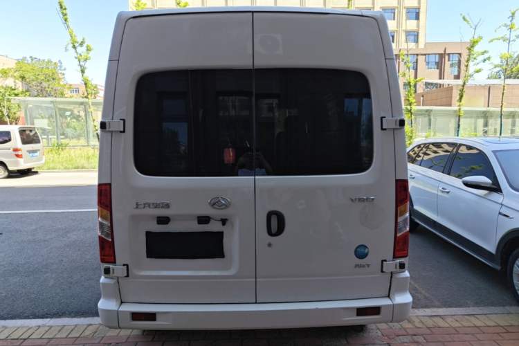 Used SAIC MAXUS Xintu V80 2023 2.0T AMT Classic Aoyuntong Short Wheelbase Mid-Roof 7/8/9-Seater Rear