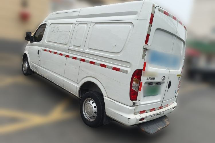 Used SAIC MAXUS Xintu V80 2023 2.0T Manual Classic City Delivery King Long Wheelbase Mid-Roof 3-Seater Rear Left 45 Deg