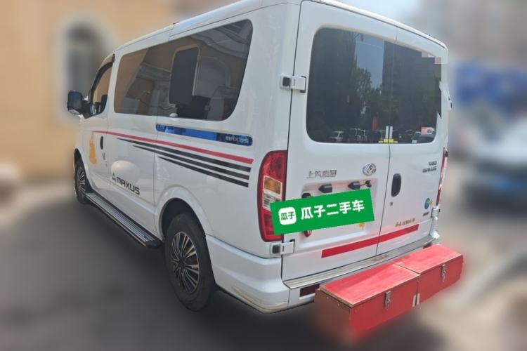 Used SAIC MAXUS Xintu V80 2023 2.0T AMT Classic Aoyuntong Short Wheelbase Ultra-Low Roof 5/6-Seater Rear Left 45 Deg
