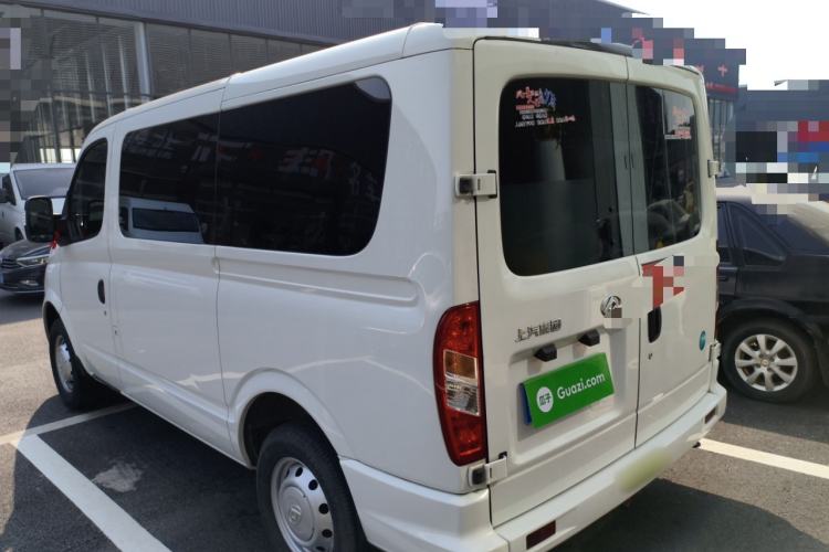 Used SAIC MAXUS Xintu V80 2023 2.0T Manual Classic Aoyuntong Short Wheelbase Ultra-Low Roof 5/6-Seater Rear Left 45 Deg