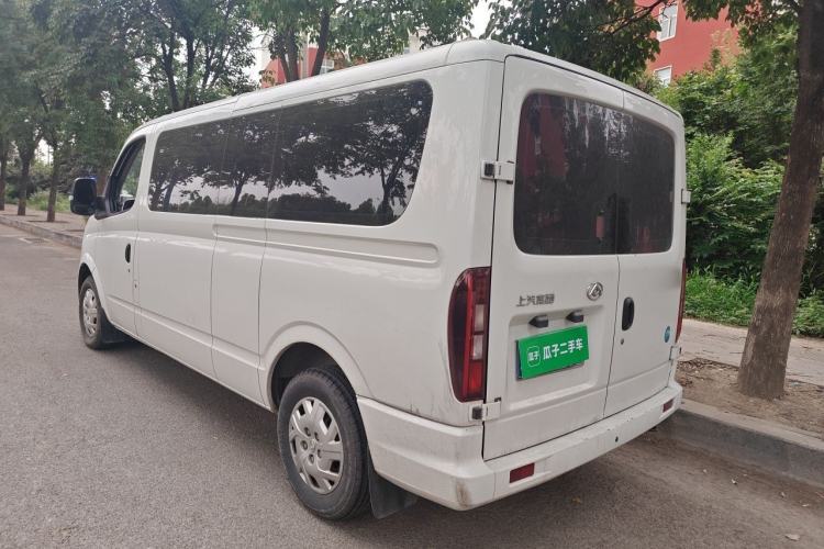 Used SAIC MAXUS Xintu V80 2023 2.0T Manual Classic Aoyuntong Long Wheelbase Ultra-Low Roof 6/7/8/9-Seater Rear Left 45 Deg