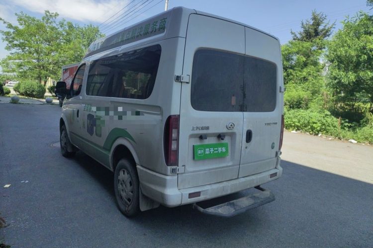 Used SAIC MAXUS Xintu V80 2023 2.0T Manual Classic Aoyuntong Short Wheelbase Mid-Roof 5/6-Seater Rear Left 45 Deg