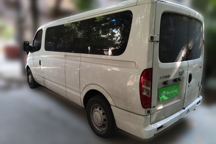 Used SAIC MAXUS Xintu V80 2023 2.0T Manual Classic Aoyuntong Long Wheelbase Ultra-Low Roof 6/7/8/9-Seater Rear Left 45 Deg