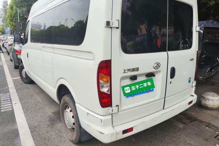 Used SAIC MAXUS Xintu V80 2023 2.0T Manual Classic Aoyuntong Long Wheelbase Mid-Height 6/7/8/9-Seater Rear Left 45 Deg