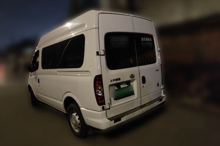 Used SAIC MAXUS Xintu V80 2023 2.0T Manual Classic Aoyuntong Short Wheelbase Mid-Roof 5/6-Seater Rear Left 45 Deg