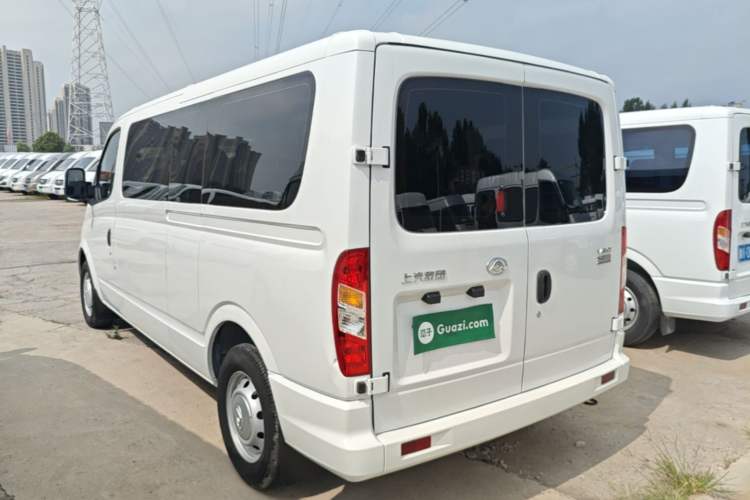Used SAIC MAXUS Xintu V80 2023 2.0T Manual Classic Aoyuntong Long Wheelbase Ultra-Low Roof 6/7/8/9-Seater Rear Left 45 Deg
