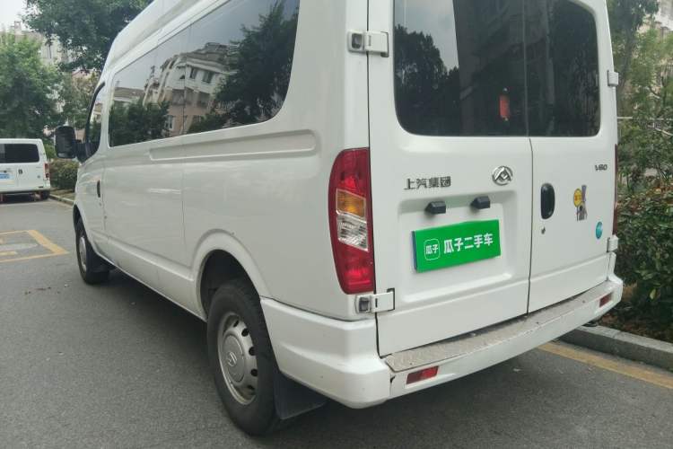 Used SAIC MAXUS Xintu V80 2023 2.0T Manual Classic Aoyuntong Long Wheelbase Mid-Height 6/7/8/9-Seater Rear Left 45 Deg