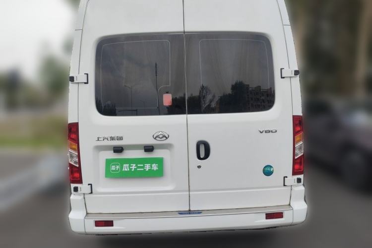Used SAIC MAXUS Xintu V80 2023 2.0T Manual Classic Aoyuntong Short Wheelbase Mid-Roof 7/8/9-Seater Rear