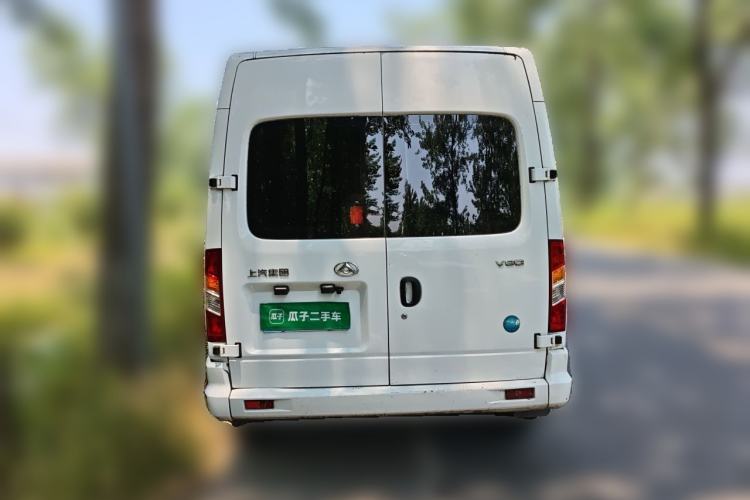 Used SAIC MAXUS Xintu V80 2023 2.0T Manual Classic Aoyuntong Long Wheelbase Mid-Height 6/7/8/9-Seater Rear