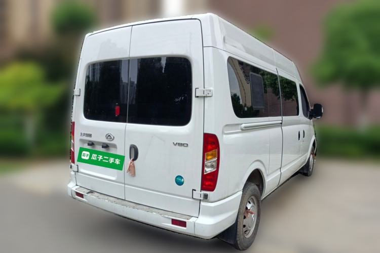 Used SAIC MAXUS Xintu V80 2023 2.0T Manual Classic Aoyuntong Long Wheelbase Mid-Height 6/7/8/9-Seater Rear Right 45 Deg
