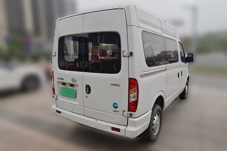 Used SAIC MAXUS Xintu V80 2023 2.0T AMT Classic Aoyuntong Short Wheelbase Mid-Roof 5/6-Seater Rear Right 45 Deg