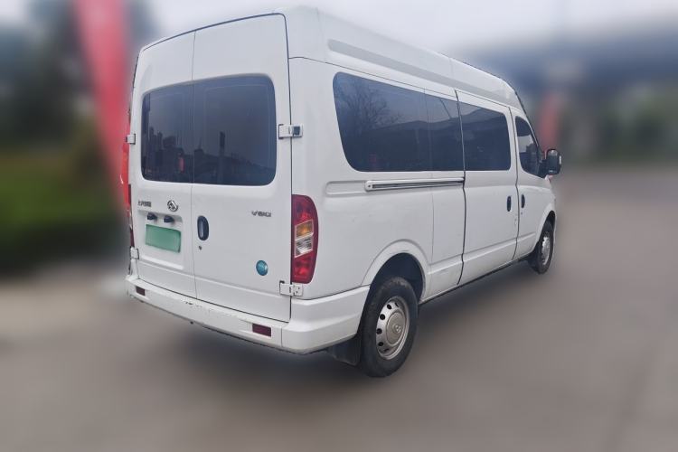 Used SAIC MAXUS Xintu V80 2023 2.0T Manual Classic Aoyuntong Long Wheelbase Mid-Height 6/7/8/9-Seater Rear Right 45 Deg