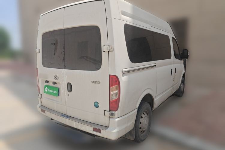 Used SAIC MAXUS Xintu V80 2023 2.0T Manual Classic Aoyuntong Short Wheelbase Mid-Roof 5/6-Seater Rear Right 45 Deg
