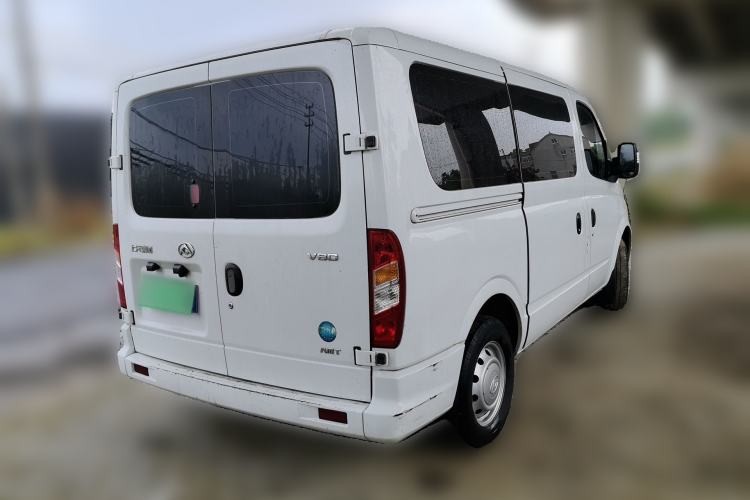Used SAIC MAXUS Xintu V80 2023 2.0T AMT Classic Aoyuntong Short Wheelbase Mid-Roof 5/6-Seater Rear Right 45 Deg