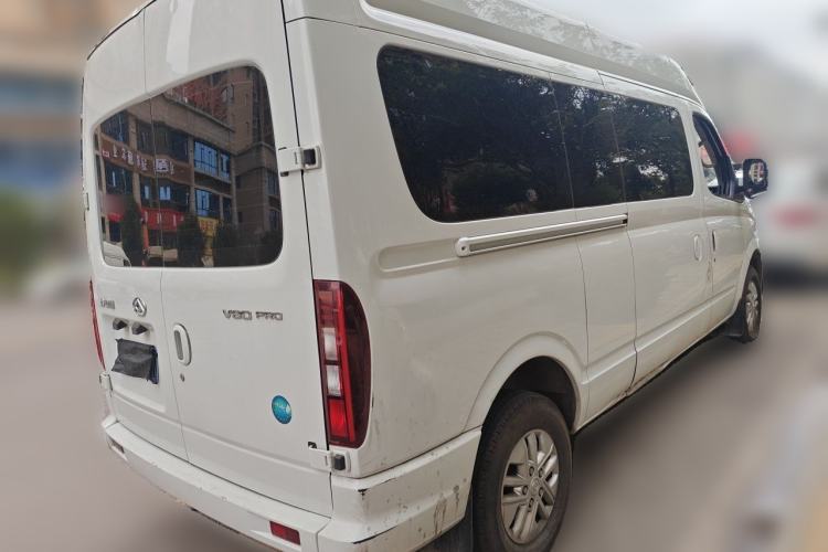 Used SAIC MAXUS Xintu V80 2023 2.0T Manual Classic Aoyuntong Long Wheelbase Mid-Height 6/7/8/9-Seater Rear Right 45 Deg