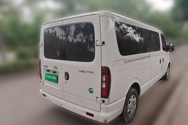 Used SAIC MAXUS Xintu V80 2023 2.0T Manual Classic Aoyuntong Long Wheelbase Ultra-Low Roof 6/7/8/9-Seater Rear Right 45 Deg