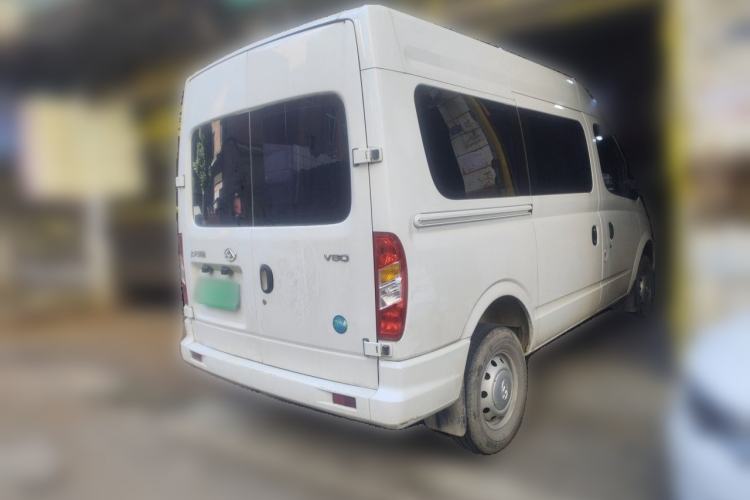 Used SAIC MAXUS Xintu V80 2023 2.0T Manual Classic Aoyuntong Short Wheelbase Mid-Roof 5/6-Seater Rear Right 45 Deg