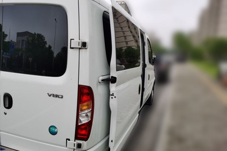 Used SAIC MAXUS Xintu V80  Rear Right 45 Deg