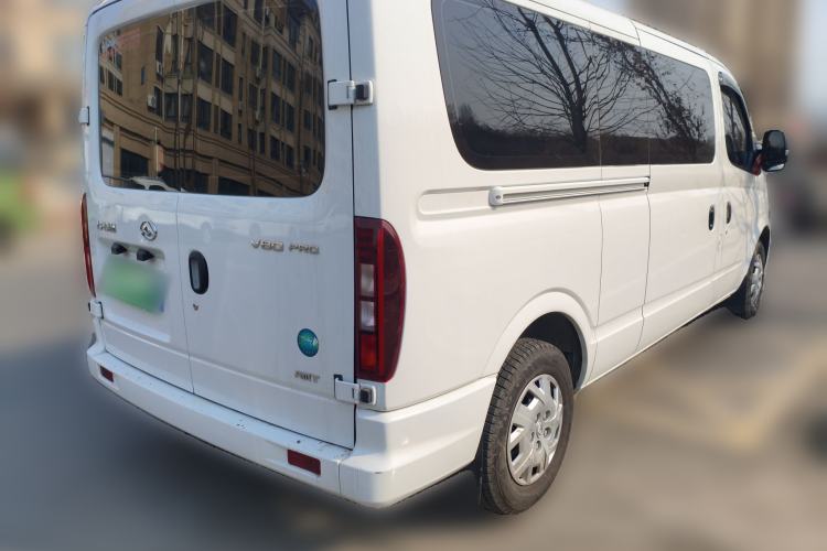 Used SAIC MAXUS Xintu V80 2023 2.0T AMT Classic Aoyuntong Long Wheelbase Ultra-Low Roof with 6/7/8/9 Seats Rear Right 45 Deg