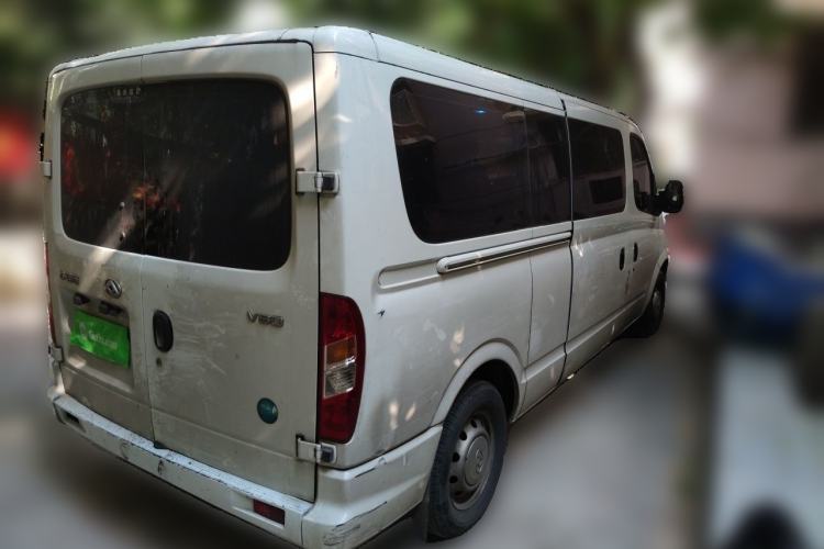Used SAIC MAXUS Xintu V80 2023 2.0T Manual Classic Aoyuntong Long Wheelbase Ultra-Low Roof 6/7/8/9-Seater Rear Right 45 Deg