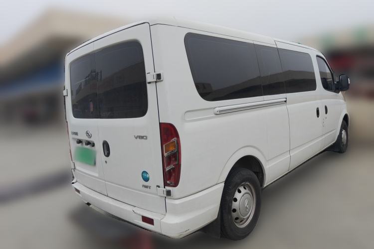 Used SAIC MAXUS Xintu V80 2023 2.0T AMT Classic Aoyuntong Long Wheelbase Ultra-Low Roof with 6/7/8/9 Seats Rear Right 45 Deg